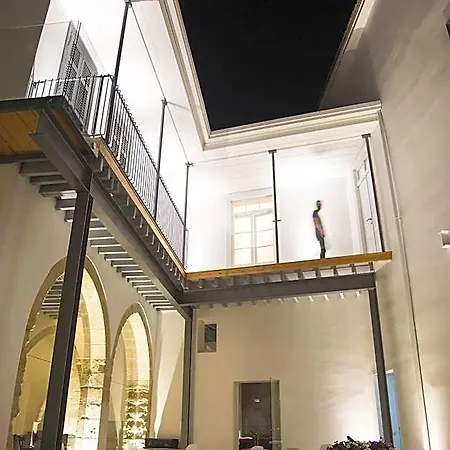Lokal Boutique فندق 3*