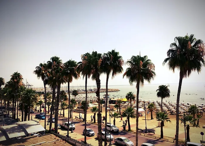 Lokal Boutique Готель 3*