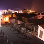 Lokal Boutique Готель 3*